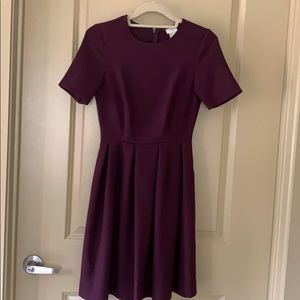 H&M short sleeve fit and flare dress with pockets!